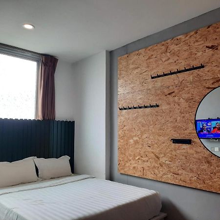 Comma Hotel Bandar Saujana Putra Bagian luar foto