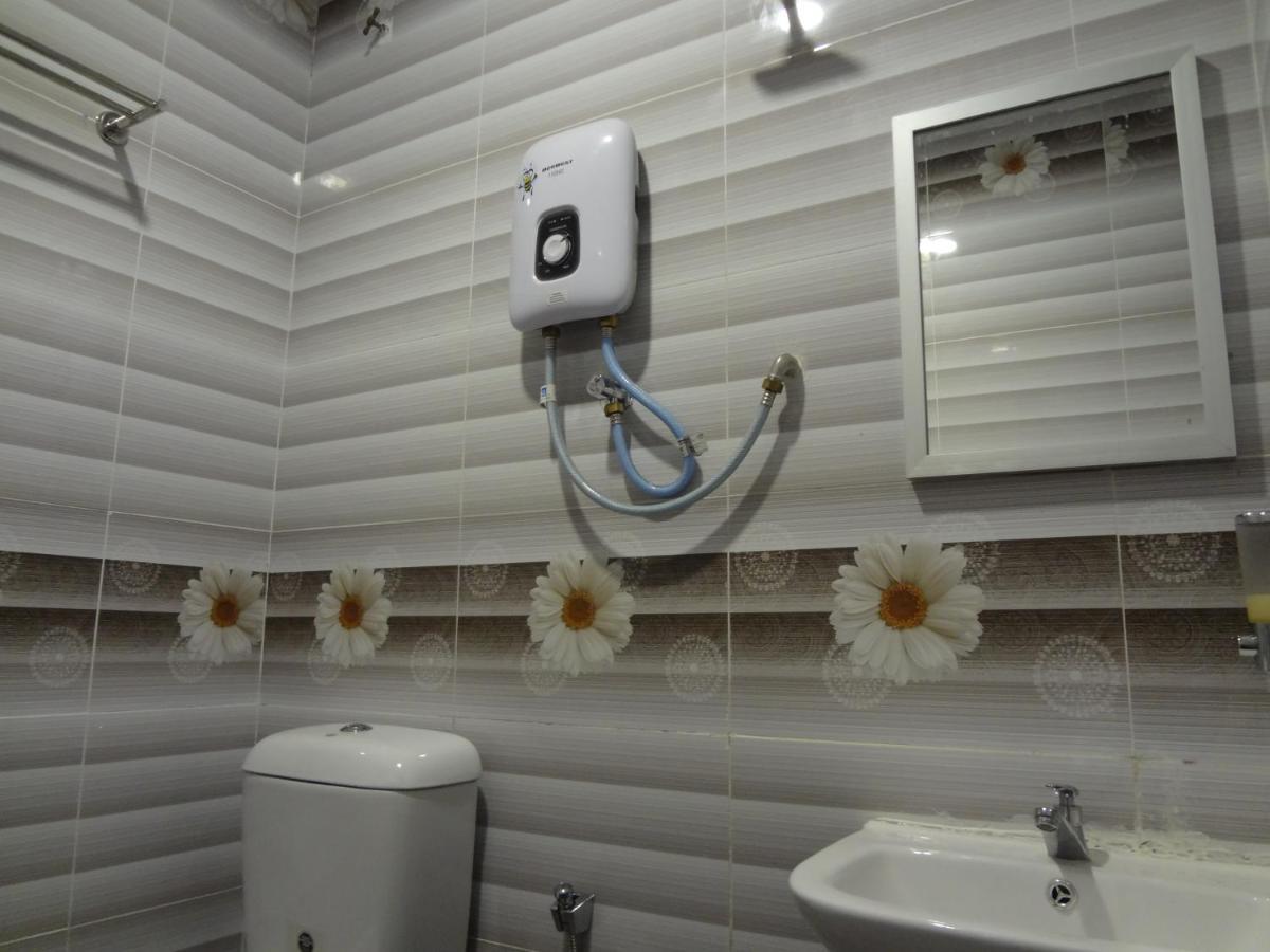 Comma Hotel Bandar Saujana Putra Bagian luar foto