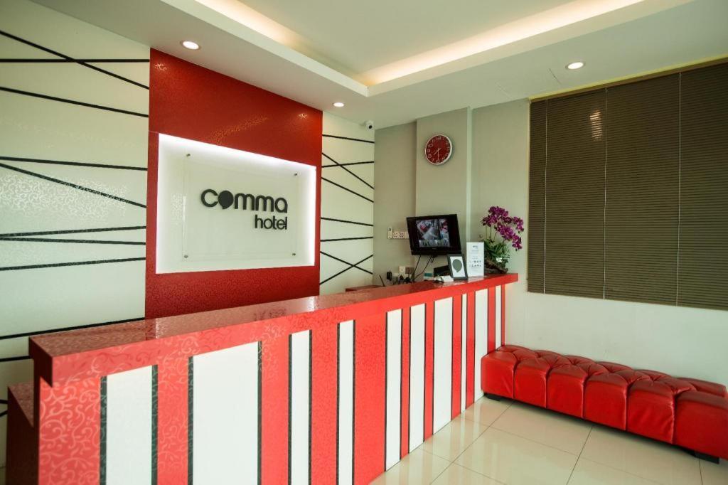 Comma Hotel Bandar Saujana Putra Bagian luar foto