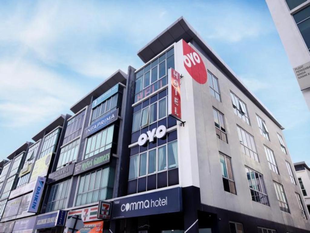 Comma Hotel Bandar Saujana Putra Bagian luar foto