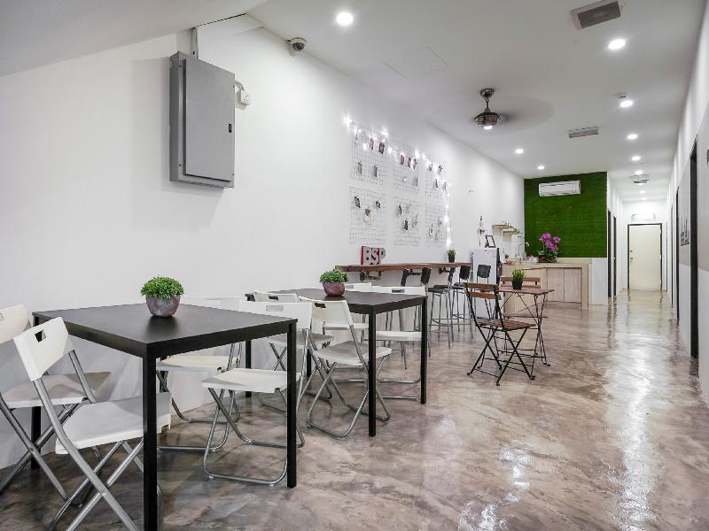 Comma Hotel Bandar Saujana Putra Bagian luar foto